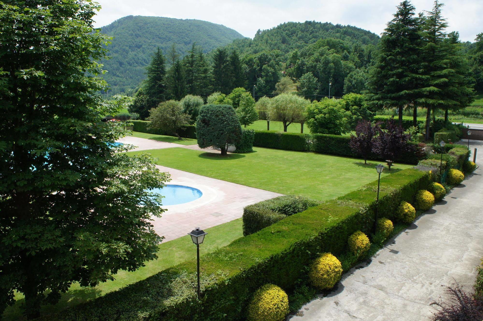 Hotel Solana Del Ter Ripoll Extérieur photo