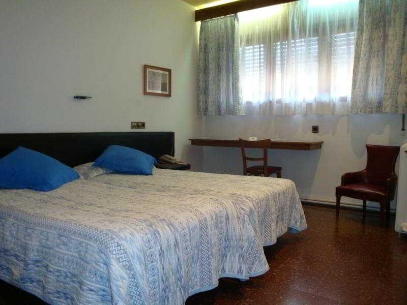 Hotel Solana Del Ter Ripoll Extérieur photo
